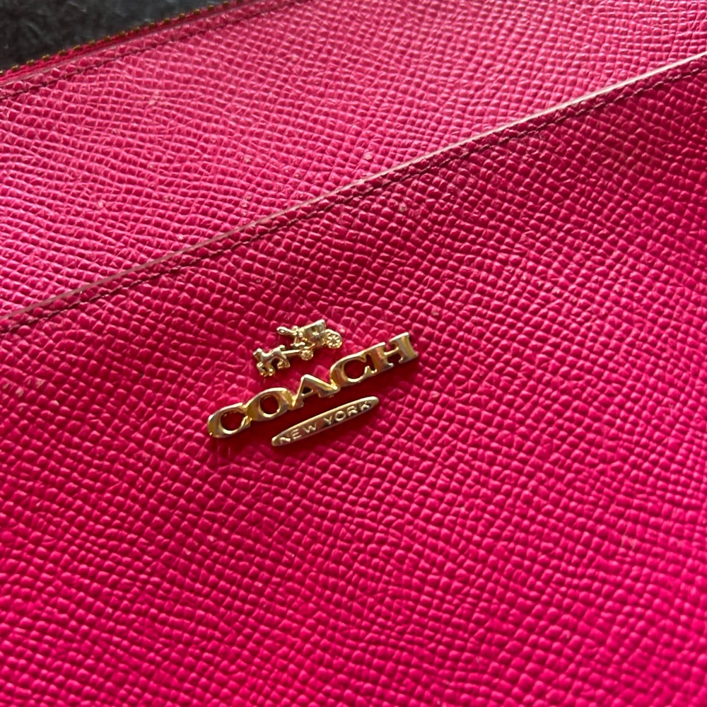 Coach Pink Crossbody Bag - Picture 4 of 11